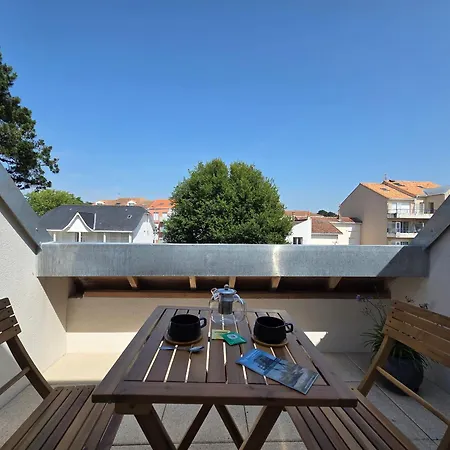 Apartment Neuf 23m² Proche Et Centre Inclus - Fr-1-364-183 *